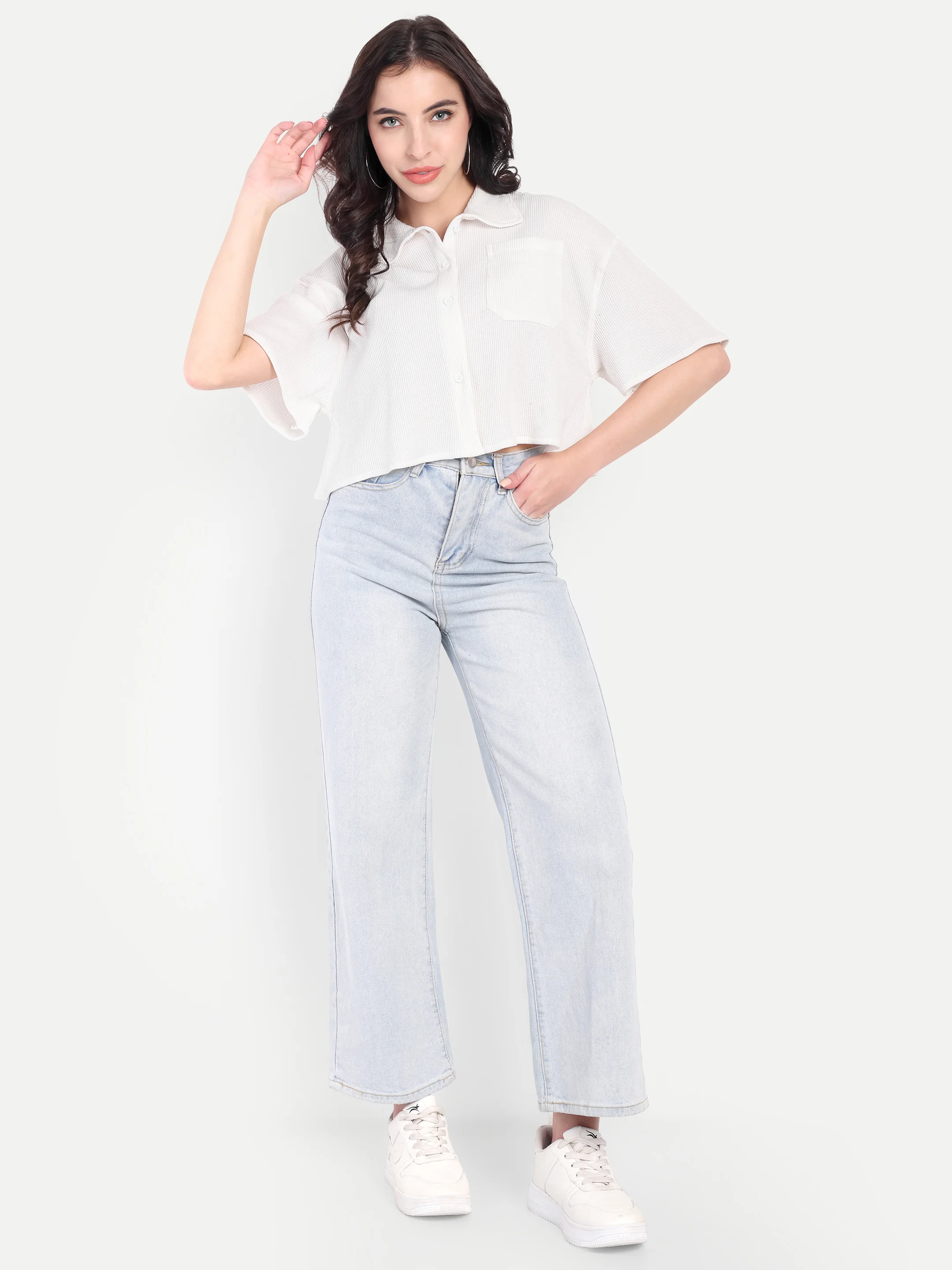 ecomm female shoot